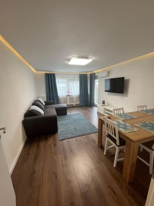 Familienwohnung Neben Dem See,Messe Und Europapark Όφενμπουργκ Εξωτερικό φωτογραφία