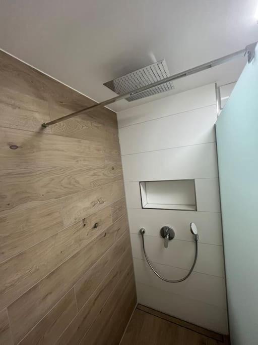 Familienwohnung Neben Dem See,Messe Und Europapark Όφενμπουργκ Εξωτερικό φωτογραφία
